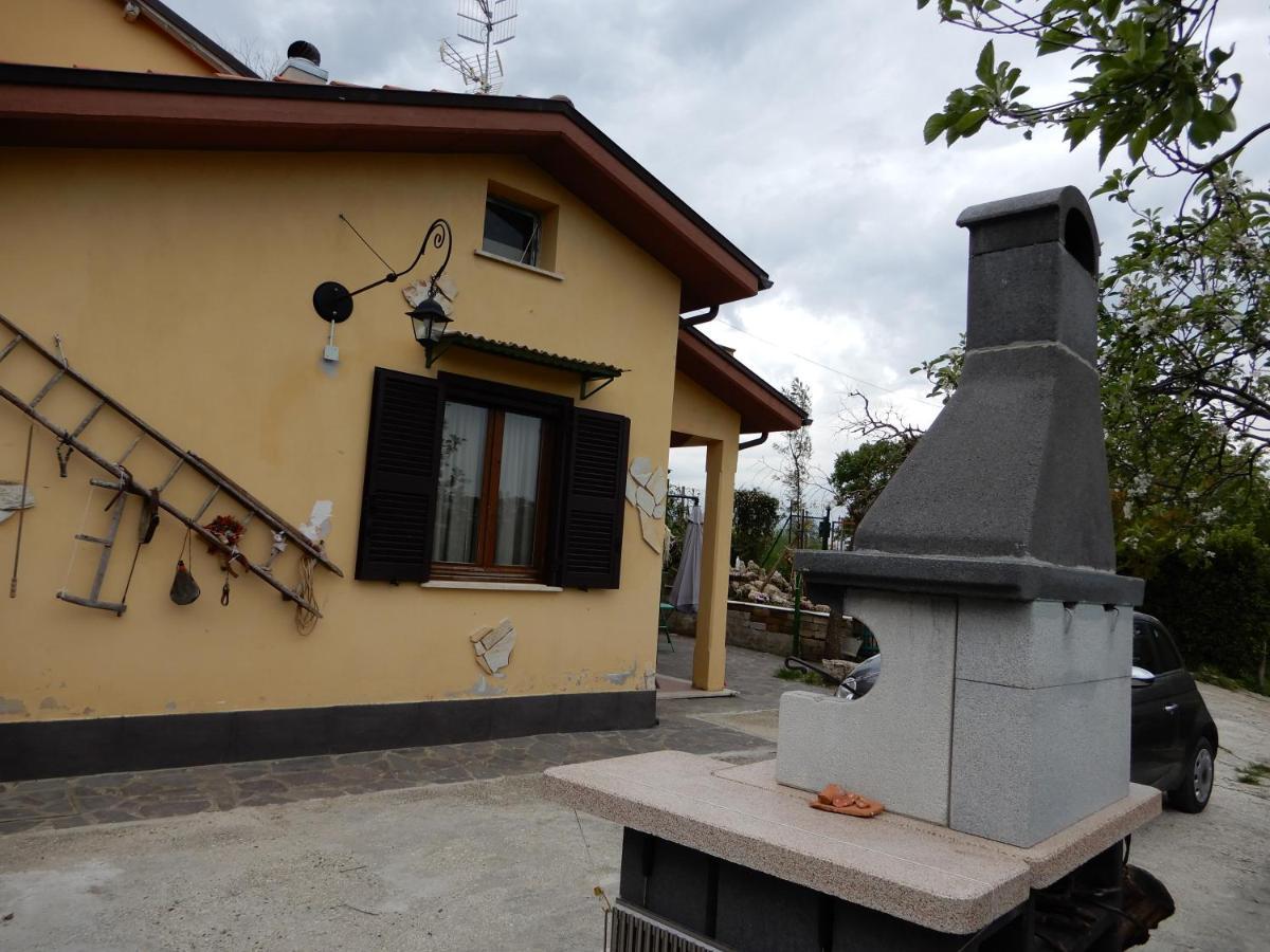 Bed and Breakfast Il Gelsomino Frasso Sabino Exterior foto